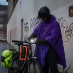 Velo accessoire cycliste urbain équipé