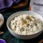cottage cheese proteines : bol de cottage cheese, 11–12 g pour 100 g